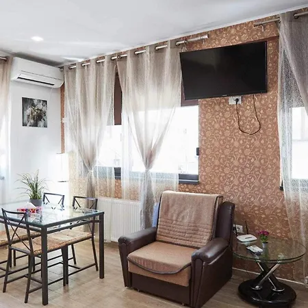 Aurelia Studio *