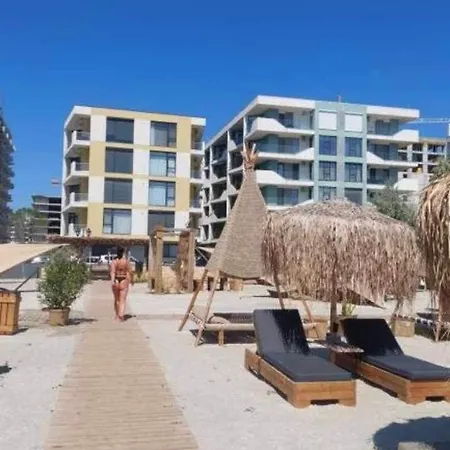 Aurelia Studio Apartment Navodari